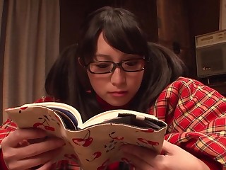 After reading a romance novel, curious teen fingers her pussy