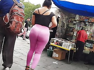 Big booty leggings rosas la Chilindrina